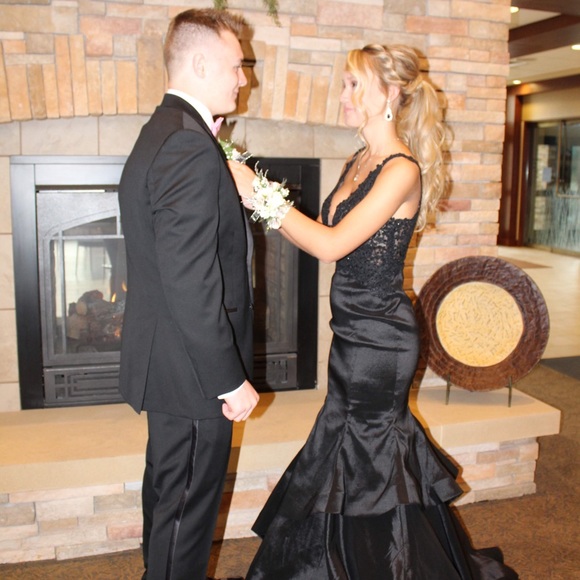 Prom Dress - Picture 3 of 4